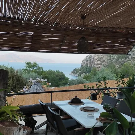 Amos Sea View Villa